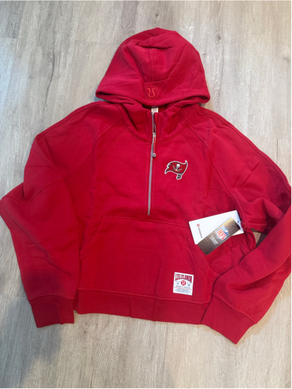 Women's Lululemon Tampa Bay Buccaneers Scuba Oversized Half-Zip Hoodie XL/XXL